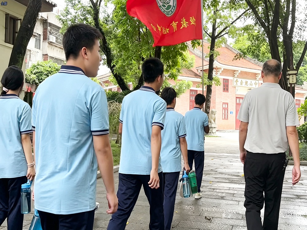 杭州叛逆孩子训练机构联系电话及本地寄宿素质培育选择指南