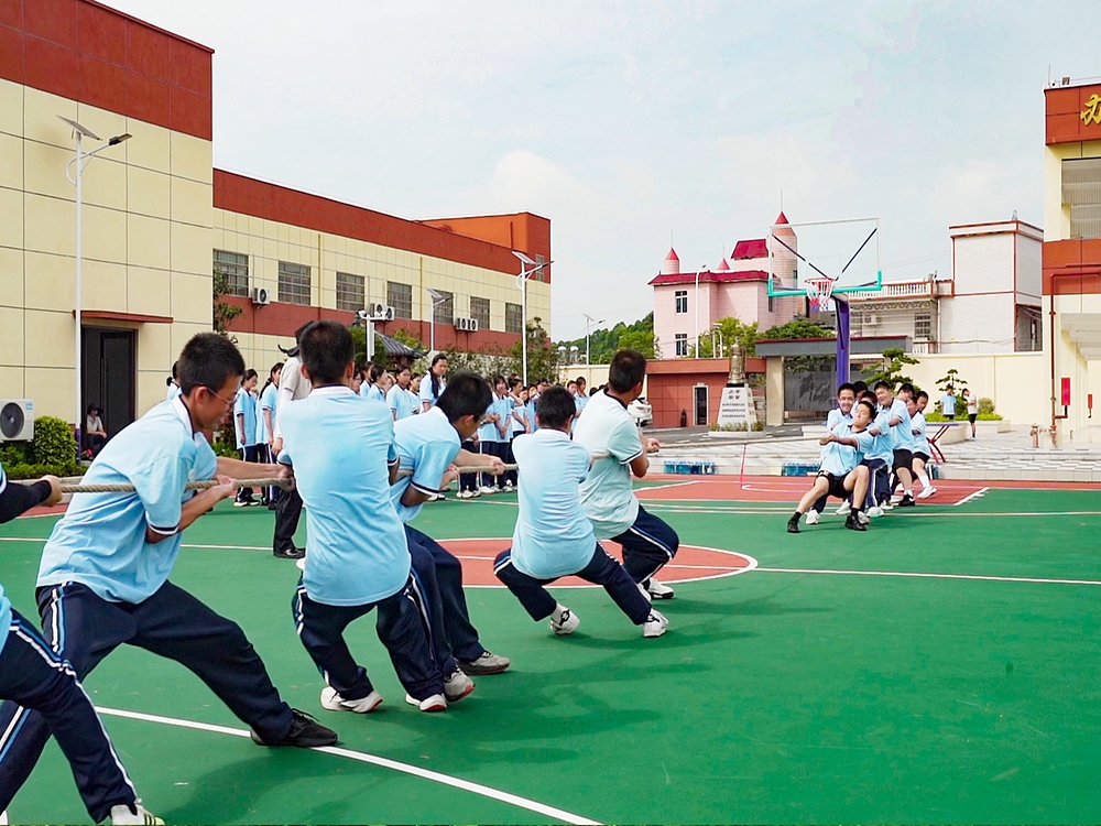 杭州正规孩子叛逆期教育中心怎么选?家长实地考察指南